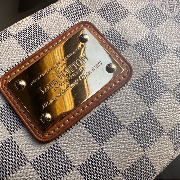 LOUIS VUITTON 
Damier Azur Eva Clutch - Picture 5 of 11